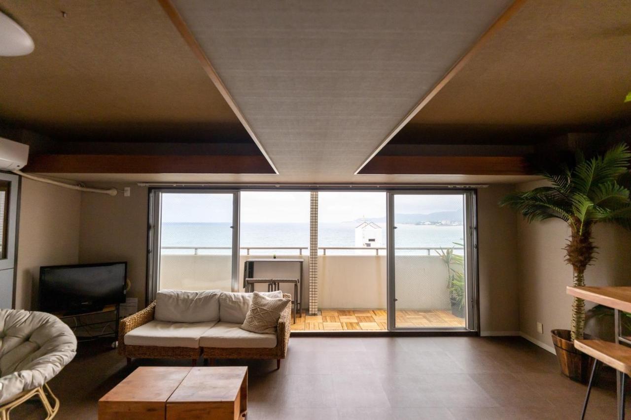 海まで徒歩1分。最上階の角部屋！アクセス抜群オーシャンビュー でのんびりstay Agarii 外观 照片